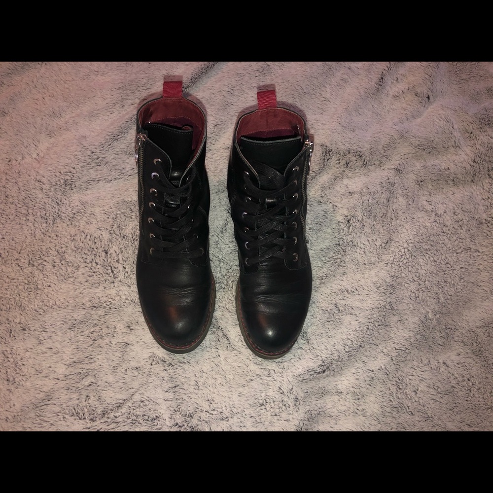 Black Victor Wov Pikolinos Boots